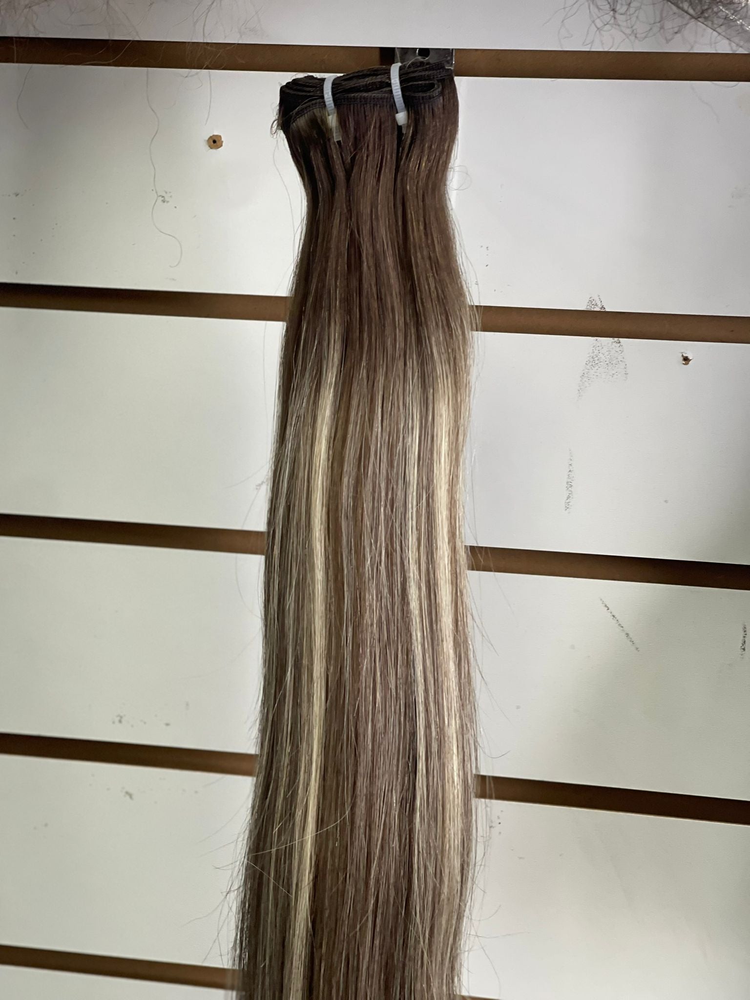 B4/613 - El Shaddai Laudia Hair